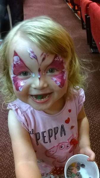 Why are people so precious about little girl curls?!