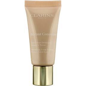 Concealing under eye circles without highlighting wrinkly skin