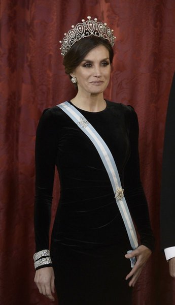 Royal style & gossip: from maximum Maxima to minimalist Meghan