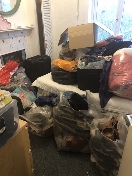 Flatmate hasnt been back for weeks. Again.