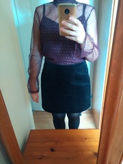 What tights and accessories for this outfit, please?