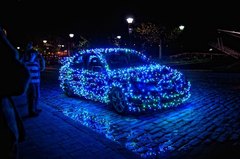 To kick off the blue christmas light debate in november?