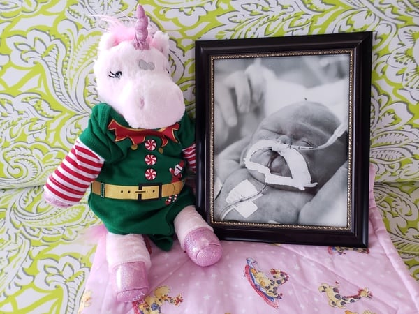 Hang onto your hats; we're on the home straight, sprinting to the finish line! It's the Countdown to Christmas, thread 10!
