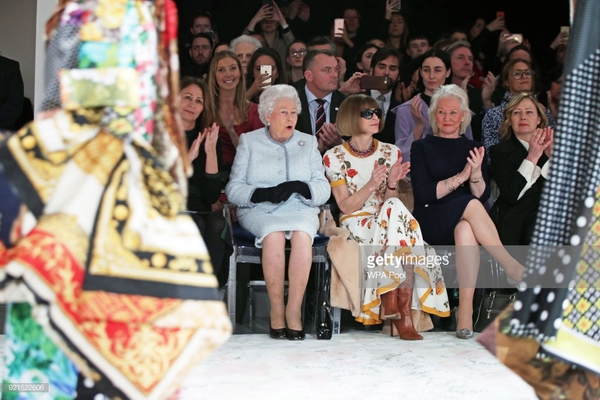 Royal style and gossips: gowns and crowns but please no frowns!