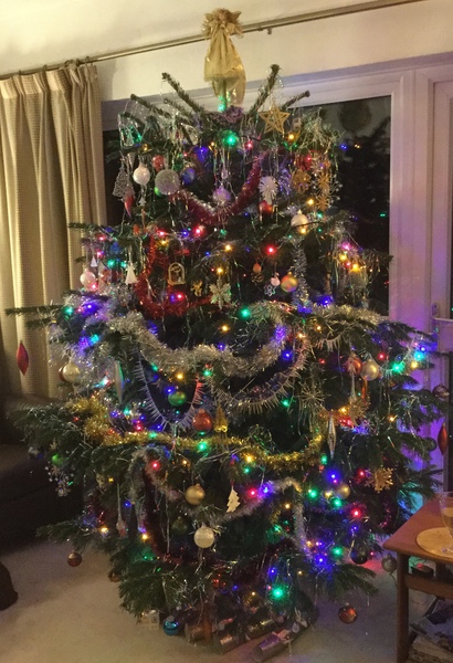 A very Meryl-y Christmas to all.. Hush Christmas continued