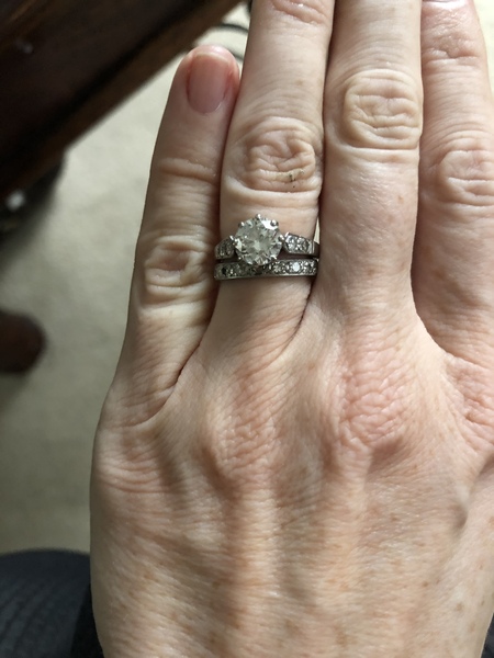 Show me your engagement rings!