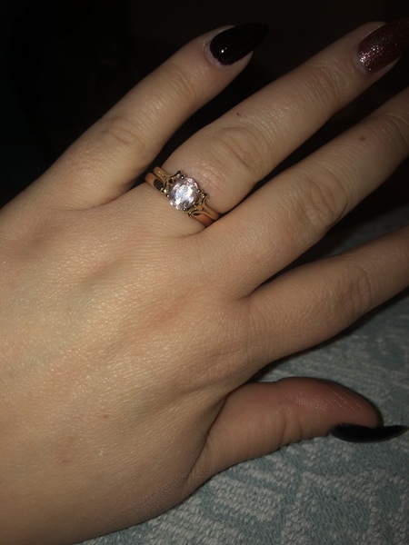 Show me your engagement rings!