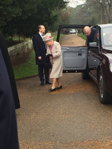 Royal style and gossips: gowns and crowns but please no frowns!