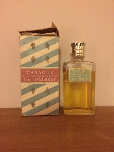 Innocent Dave is not here, it's just the friendly perfumistas thread no 19!