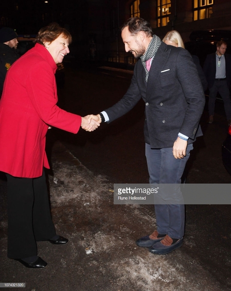 Royal style & gossip: Sandringham shots are coming, who will Prince Philip deck in the halls?