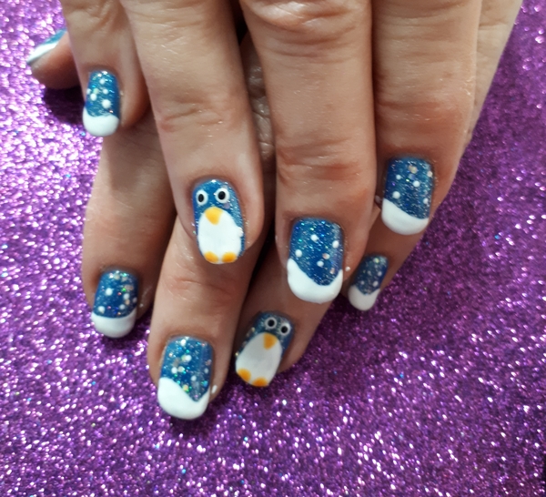 Please show me your manicures!