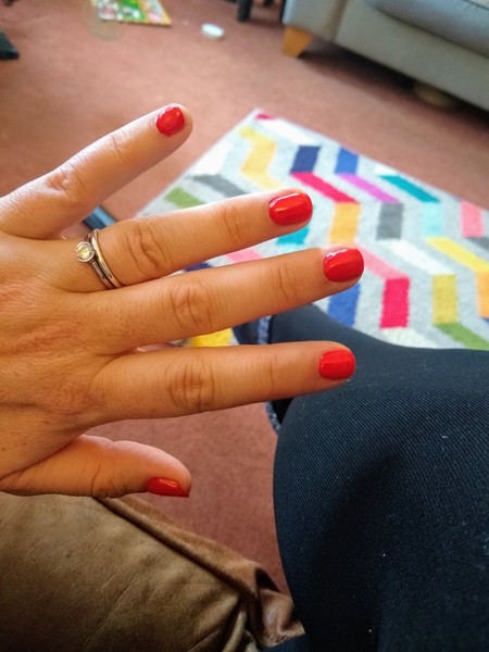 What do we think about accent nail manicures?