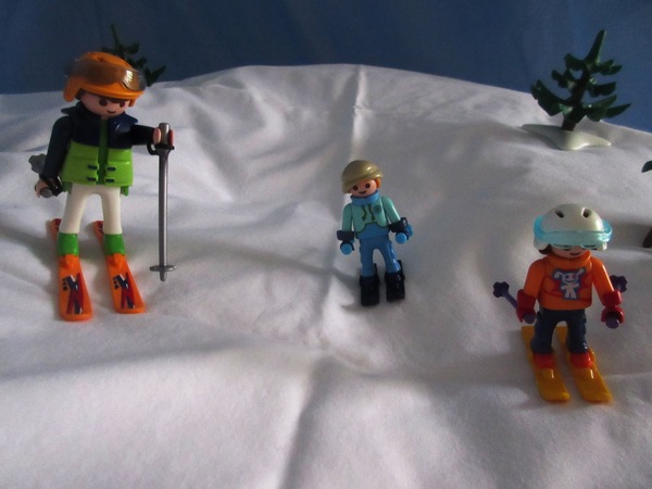 It's the Christmas season for the Playmobil people in our house...
