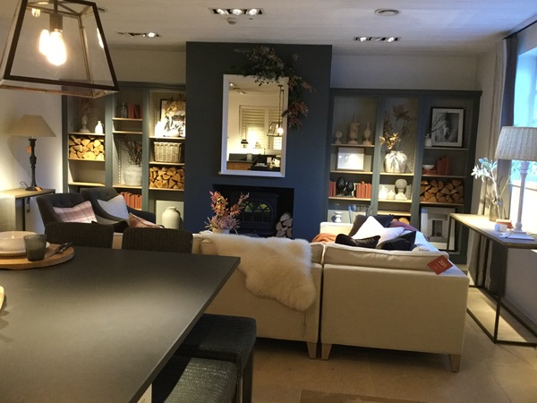 Built in bookcases - any recommendations please