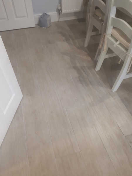 Are light wood floors ok in kitchens? And oiled or lacquered best?