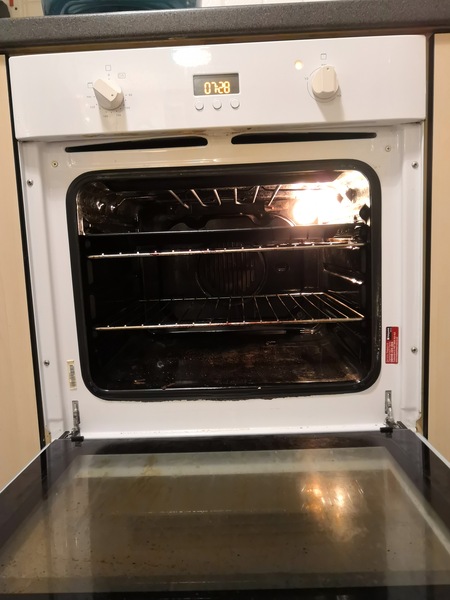 Please help - Xmas day oven emergency, oven not heating up!!