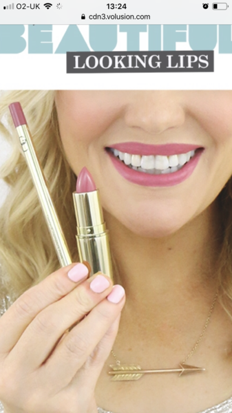 Your favourite pink lipstick for blue eyes?