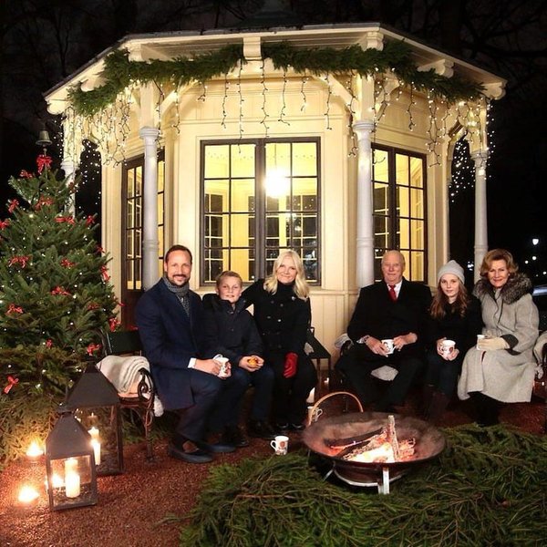 Royal style & gossip: Sandringham shots are coming, who will Prince Philip deck in the halls?