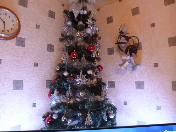 What's your xmas tree style? Post pics :-)