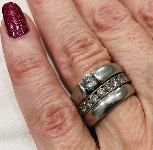 Show me your engagement rings!