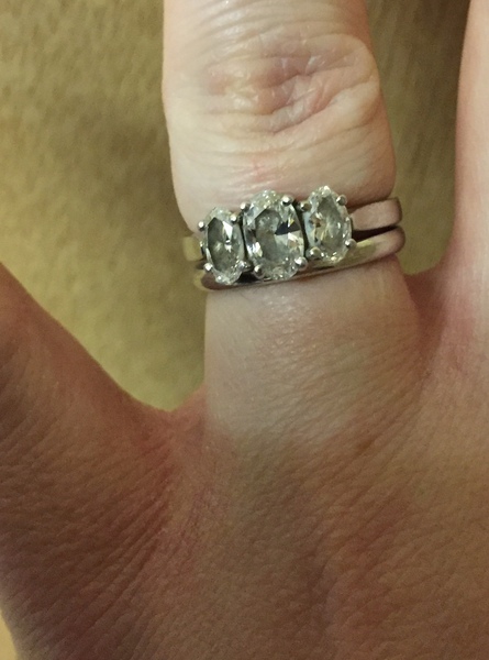 Show me your engagement rings!
