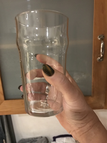 Can someone please show me the best glass to serve a Baileys in.