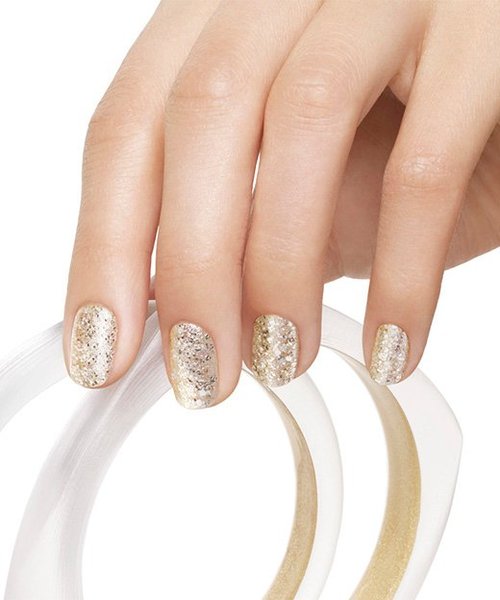 What nail colour says Christmassy and summer holiday!