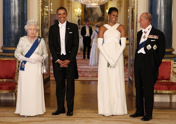 Royal style and gossips: gowns and crowns but please no frowns!