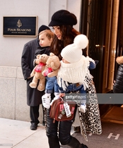 Celebrity Style & Gossip