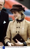Royal style and gossips: gowns and crowns but please no frowns!