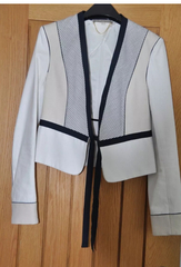 Les Parisiennes de Mamansnet: Blue Stockings are Back in Fashion