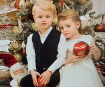 Royal style & gossip: Sandringham shots are coming, who will Prince Philip deck in the halls?