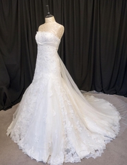 I LOVE my dress...BUT...pictures provided