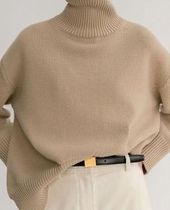 Les Parisiennes de Mamansnet: Blue Stockings are Back in Fashion