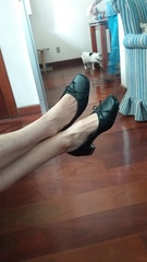 Mum now saying she doesn't want shoes that i've already bought