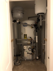 Hot water tank