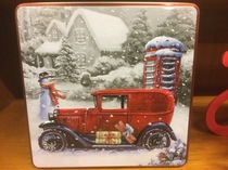 to  think  some  of the  Christmas  biscuit tins  are  absolutely  gorgeous.