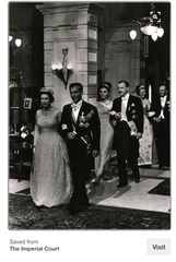 Royal style & gossip: more gowns, less frowns