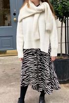 Les Parisiennes de Mamansnet: Orangutans in Paris make for poor gondoliers