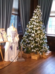 Dust off your decs and bring out your baubles; this is your 5 week warning! Countdown to Christmas thread 9