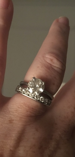 Show me your engagement rings!