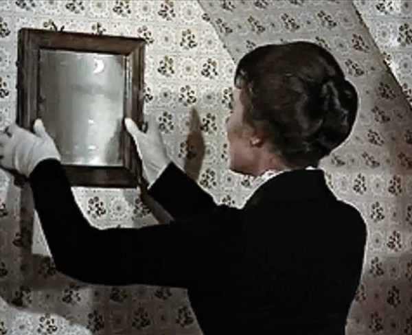 Dp has just put my new mirror up- with pic