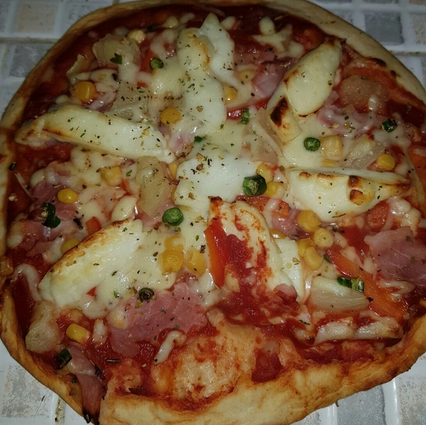 To put Halloumi Cheese on pizza.
