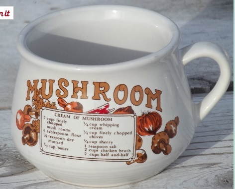 Anyone remember those soup bowls with recipes on them from the 70s/80s
