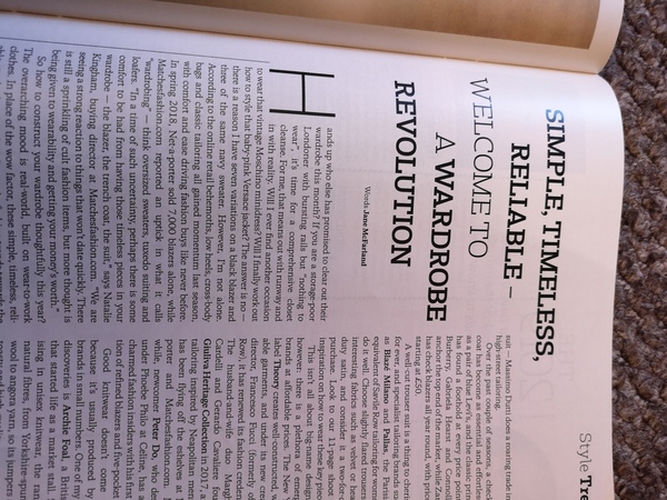 Les Parisiennes de Mamansnet: Blue Stockings are Back in Fashion