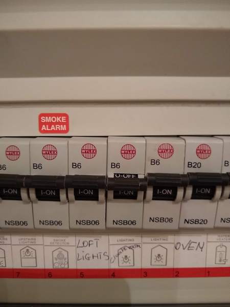 Electrical question for PigletJohn - if you don't mind. xxx