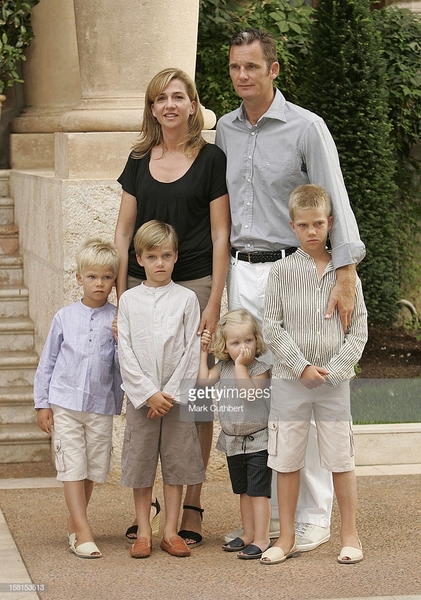 Royal style & gossip: look out, duchesses about!