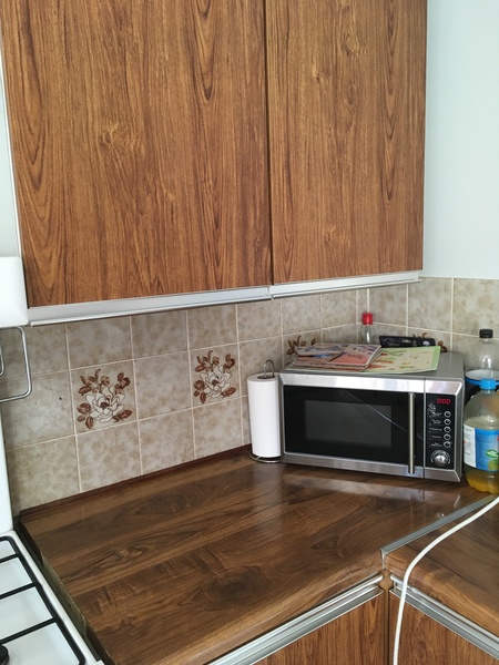 Should I go with option A or B please?! (kitchen related)