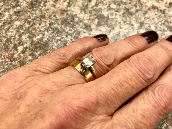 Show me your engagement rings!