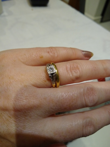I inherited a ring. How can I tell what the stone is?